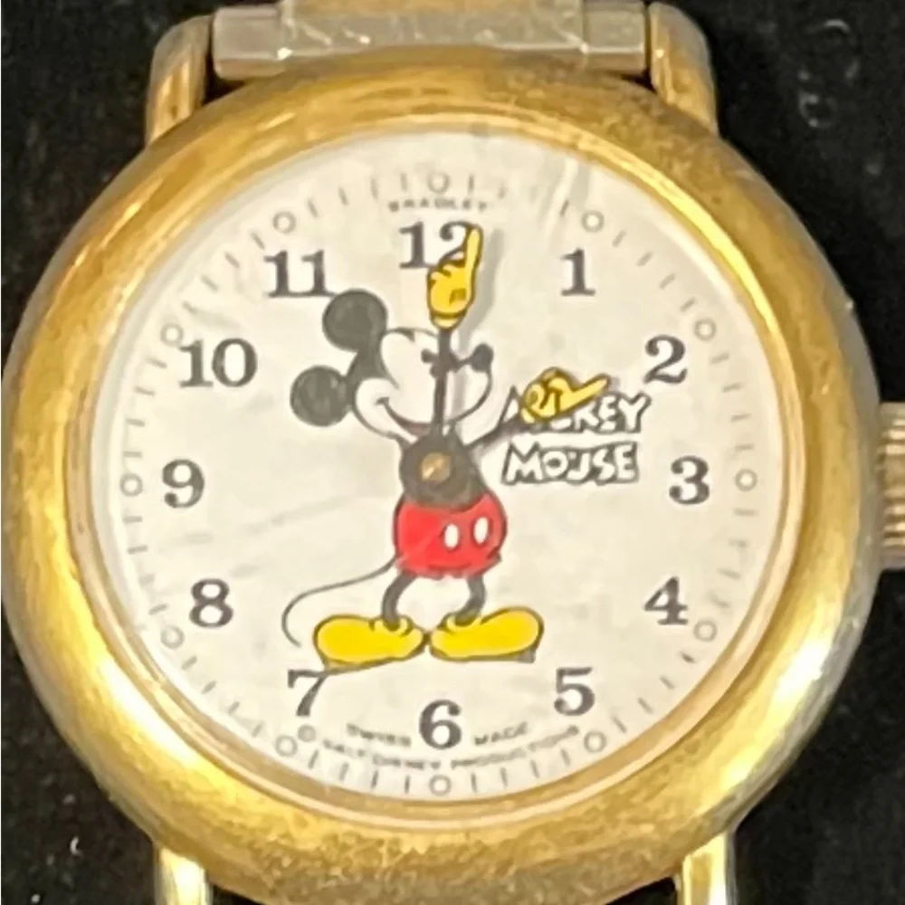Vintage Disney‎ Mickey Mouse commemorative Swiss made watch 1970s